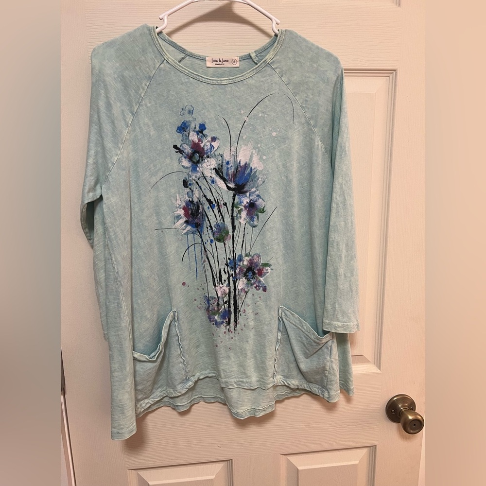Blue Floral Pocket Pullover